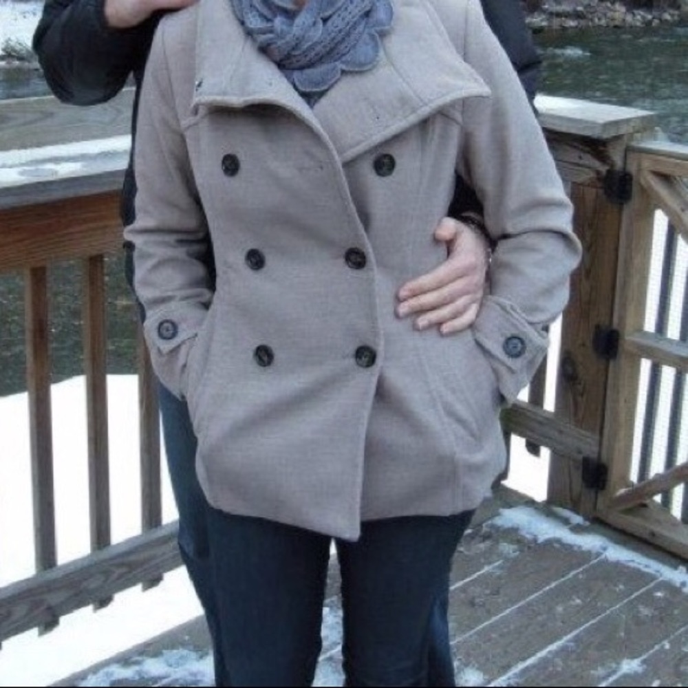 beige pea coat <3